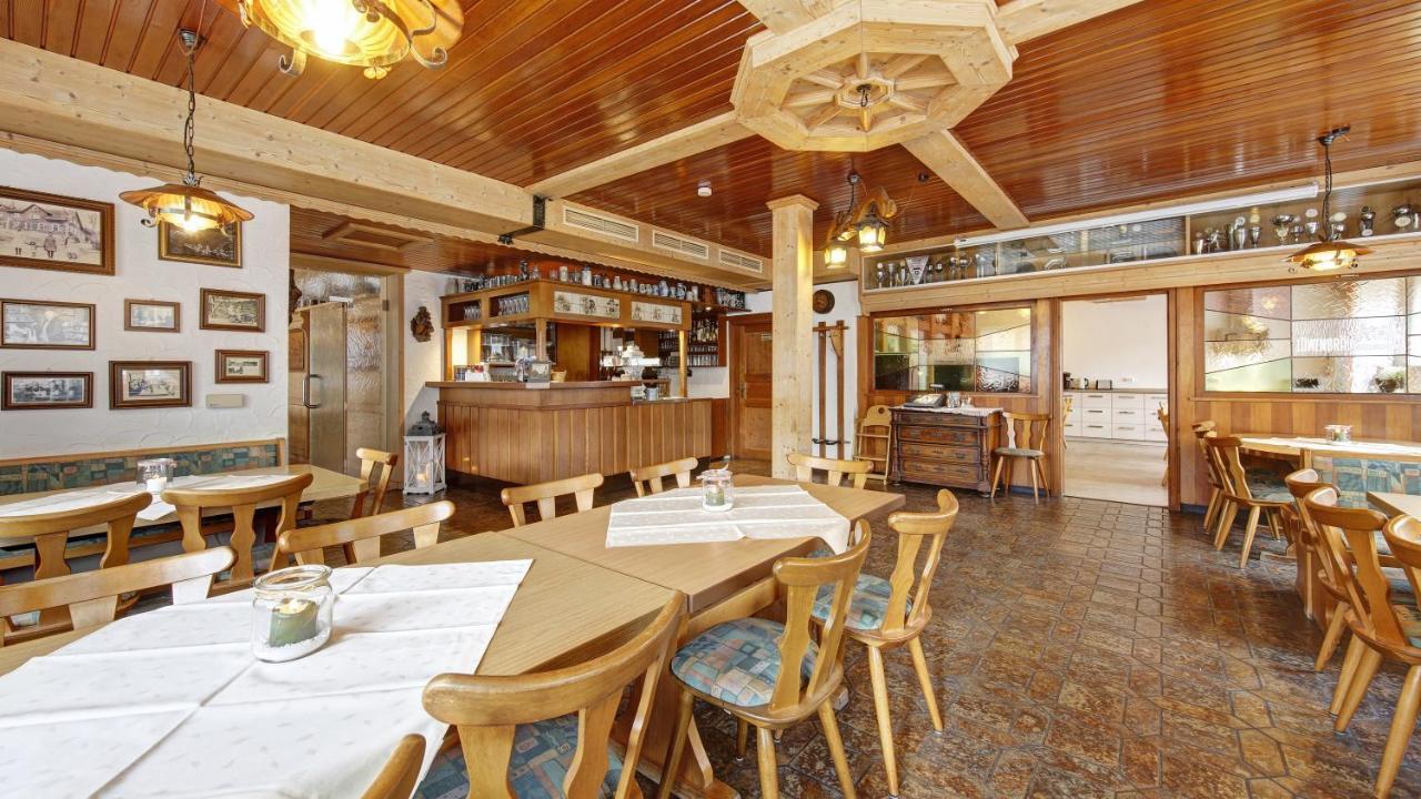 Landgasthof Falken Huttlingen Esterno foto